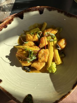 Wir erhielten hier problemlos die Hauptspeise auf zwei Teller verteilt. 👍  at Twist - Hotel Valsana in Arosa