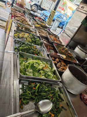 Lots of vegan dishes available at JB Vegetarian - Jalan Trus in Johor Bahru