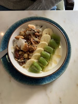 Yoghurt bowl at Frutaria in Lisbon