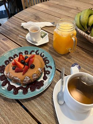 Vegan pancake at Frutaria in Lisbon