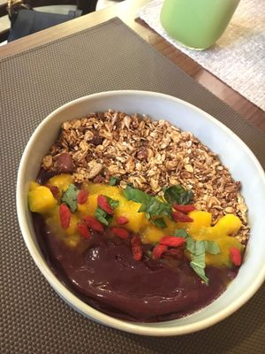 Açaí bowl at Frutaria in Lisbon