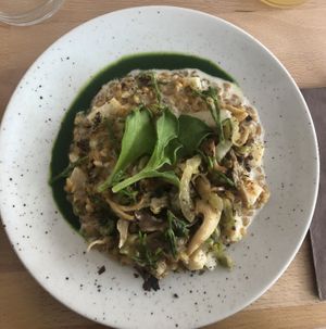 🌱 at Les Mauvaises Herbes in Lyon