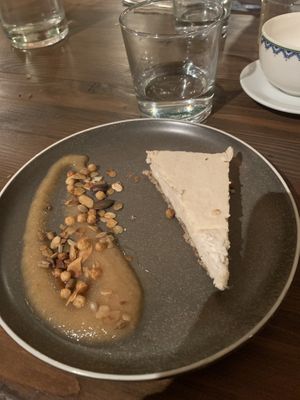 dessert at Les Mauvaises Herbes in Lyon