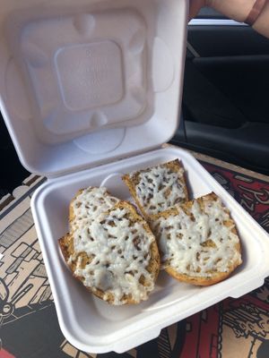   at The Thyme Pizzeria in Winnetka