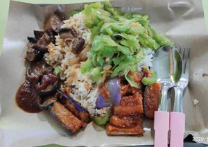 Rice with mushrooms, brinjal and bittergourd at Jia Bee Hoon 佳米粉 in Central Singapore