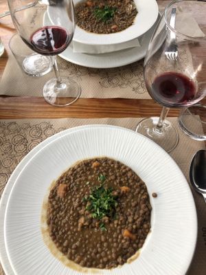 Lentejas 100% veganas 🤎 at Puerta Verde in Lanzarote