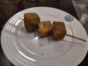 Tou-fu seco at Xiongzai in Madrid