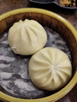 Bao vegano - you receive three bao's at Xiongzai in Madrid