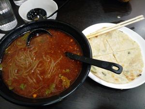 vegan noodle soup at Xiongzai in Madrid