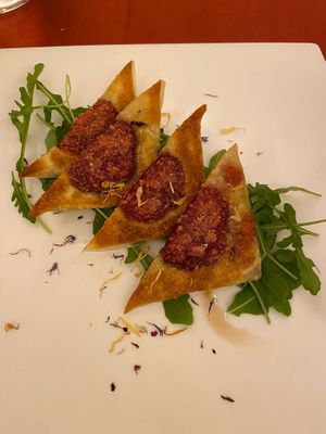 Gyosas mit Rote Beete at Da Picchio in Bolzano