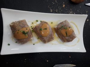 💚 Raviolis rellenos de carnita vegetal. at Gaia in Burgos