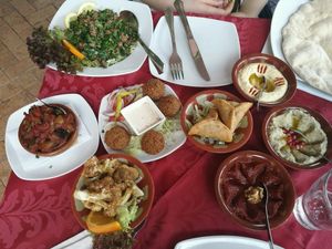 Vegan tapas at MezzaNotte in Fuengirola