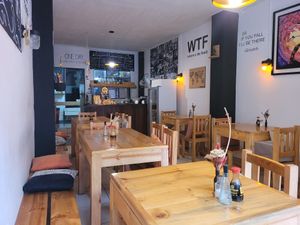 Inside at Zumo Food & Drink in Banos