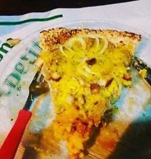 Vegan pizza at Pizzaria a Familia in Sao Paulo