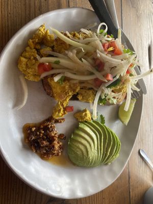 Tofu scramble with avocado added  at Byron Bay General Store in Byron Bay