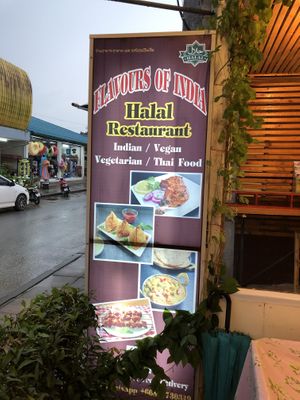 veeeggggaaaaannnnn at Flavours of India in Khao Lak