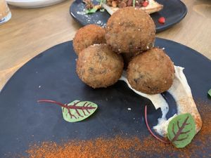 Amazing arancini balls 👌🏽 at Dicki's in New Farm