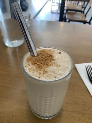 Amazing peanut butter and banana smoothie    at Dicki's in New Farm