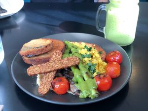 Big breaky & green smoothie  at Dicki's in New Farm