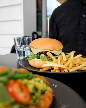 Classic burger at Dicki's in New Farm