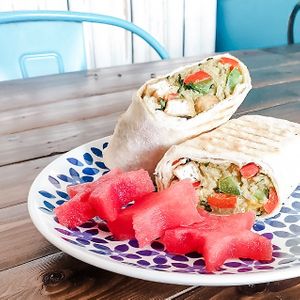 Green Curry Wrap with house made green curry and homemade flatbread at Cafe Tropical in Koh Lipe