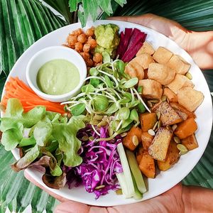 Nourish Bowl with vegan Coriander Lime sauce at Cafe Tropical in Koh Lipe