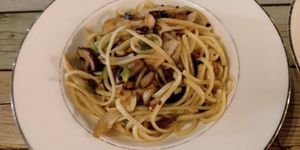 Mushroom aglio olio linguine at The Red Tomato in Langkawi
