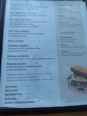 Menu at DoceCuarenta in La Paz