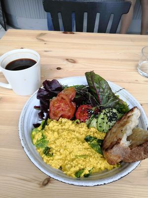 Scrambled Tofu with avocado, veggies and sour dough bread at Jord in Malmo
