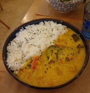 Curry aux fruits at Riz Riz - Marais in Paris