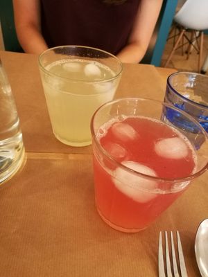 Lemonade at Riz Riz - Marais in Paris