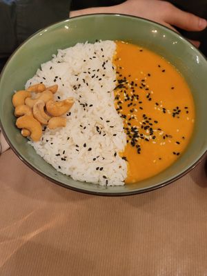 Panang curry, could use more sauce for the amount of rice at Riz Riz - Marais in Paris