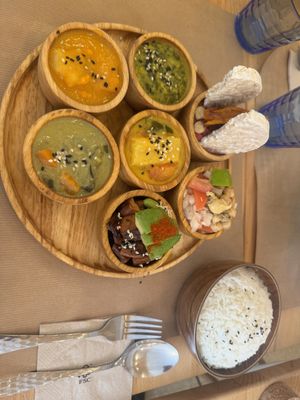 Rice plate   at Riz Riz - Marais in Paris