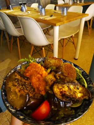 Mezze at Riz Riz - Marais in Paris