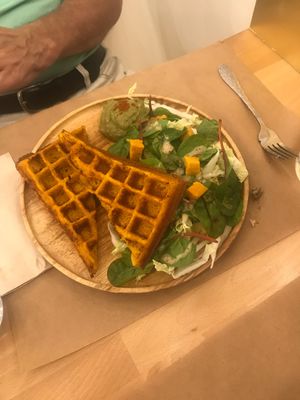 AMAZING WAFFLE at Riz Riz - Marais in Paris