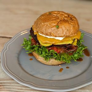 Vegan Berlin Burger at Halifax Burgers in Frederiksberg