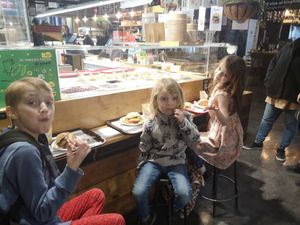 Kids with their American burgers at Veg&Veg in Rome