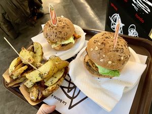 vegan burgers at Veg&Veg in Rome