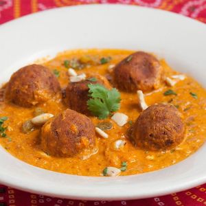 Malia Kofta. GF & Vegetarian. Fresh vegetables & paneer balls with raisins and nuts, cooked in fresh tomatoes, onion, ginger, garlic, & fenugreek leaves with a touch of cream. at All India Cafe in Glendale