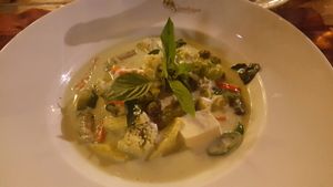 Kaeng Kiew Waan Phak Ruam and Tofu at Chantara Restaurant in Surat Thani