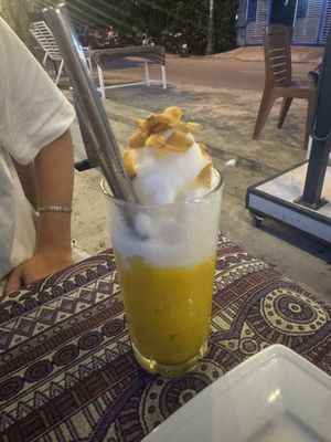 mango smoothie  at Phong Nha Vegan in Phong Nha