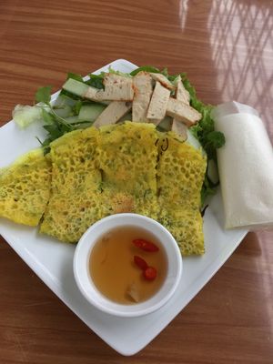Rice pancake with filling fresh salad with seitan and rice paper to make ur own spring roll  at Phong Nha Vegan in Phong Nha