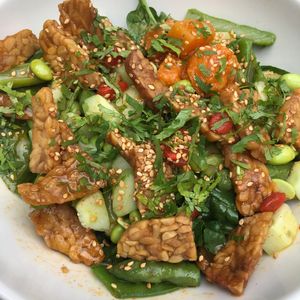Green Veggie Bowl with Tempeh at Milwaukee Cafe in Biarritz