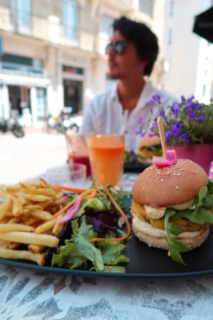 Vegan burgers and juice  at Milwaukee Cafe in Biarritz