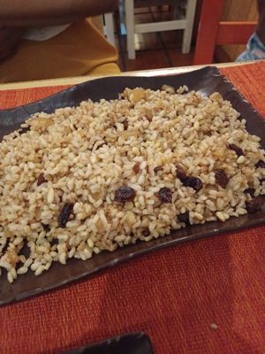 Arroz integral con pasas at Raices in Granada