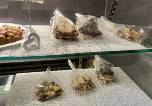 Christmas themed cookies #Veganuary at PiranArt Sameja in Ljubljana