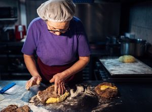 Our mama Jožica and our hand made Curcuma & Old grains bread.
Naša mama Jožica in naš ročno narejen kruh iz Kurkume & 7 starih žit. at PiranArt Sameja in Ljubljana