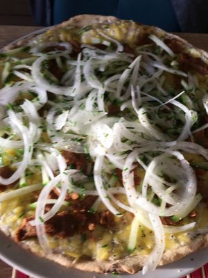 Gyros Pizza at Lieblingsplatz  in Blaibach