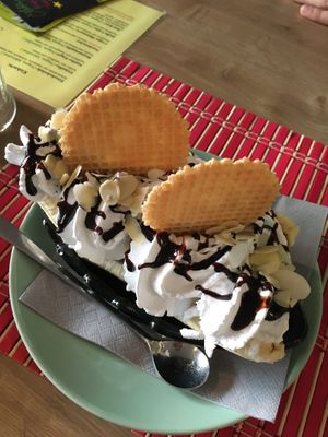 Banana split  at Lieblingsplatz  in Blaibach