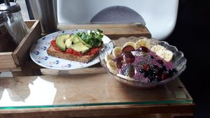 Acai bowl and avocado-tomato sandwich at Dulces Dreams in Malaga